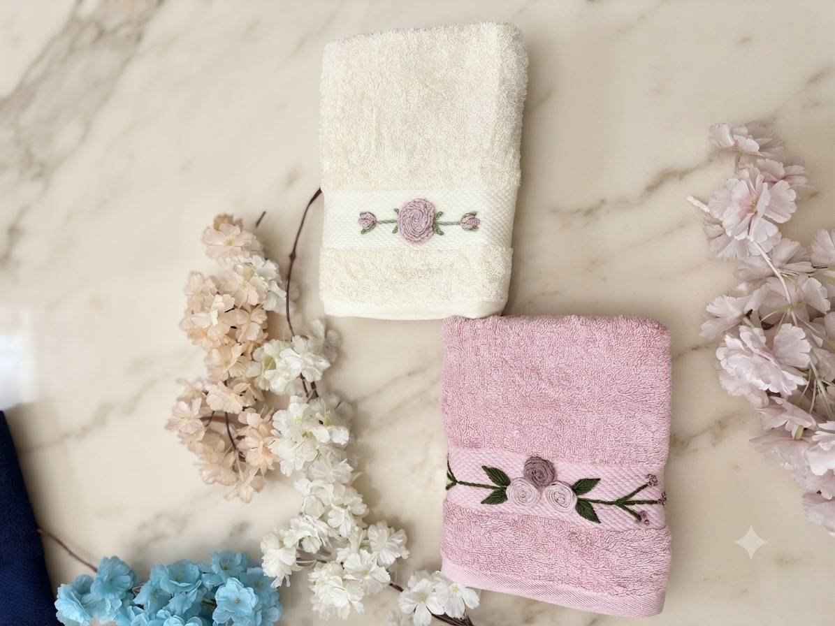 Rose and off-white Dubai handmade embroidered cotton towel set